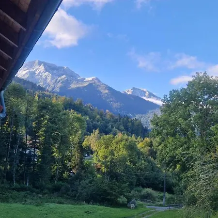 Et Montagne Pres Des Stations De Alpehytte *